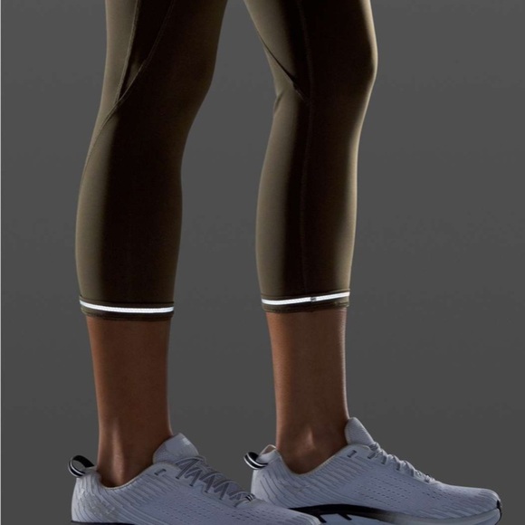 Lululemon olive green Time to Sweat crop leggings tights reflective 23” 8 - Picture 6 of 10